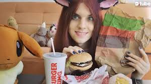 .king, mit rabattaktionen wie beispielsweise dem king des monats kunden in die filialen. Burger King Western Beef King Des Monats Lohnt Sich Das Steemit