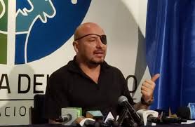 El defensor del pueblo de españa está a tu disposición para proteger tus derechos y libertades sea cual sea tu edad, nacionalidad o residencia. Defensor Del Pueblo Renuncia En Medio De Un Escandalo Conyugal Radio Integracion