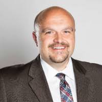 Scott Henne's Instagram, Twitter & Facebook