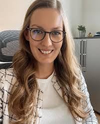 Rechtsanwältin Christina Mucha (@rechtsanwaeltin_mucha) • Instagram photos  and videos