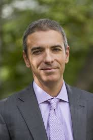 David Clair succède à Annie Rosès à la direction juridique et  réglementation...