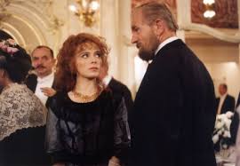 Чешская актриса либуше шафранкова умерла в возрасте 68 лет, рассказала жена актера павла травничека моника. Libushe Shafrankova