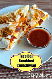 Copycat Taco Bell Breakfast Crunch Wrap