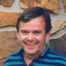 Index of /Commodores