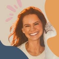 Stacey Dewitt's Instagram, Twitter & Facebook