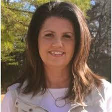 Leanne Carter's Instagram, Twitter & Facebook