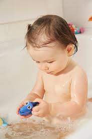 Bathtime is bonding time for you and your baby. Disney Pixar Finding Nemo Bath Toys Nemo Dory Squirt Bath Squirter Toys 3 Pack Walmart Com Walmart Com