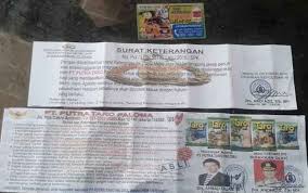 Konten baru yang 100% salah dan didesain untuk menipu serta merugikan. Penipuan Berkedok Brosur Pemenang Undian Ramai Di Teras Rumah Warga Seruyan