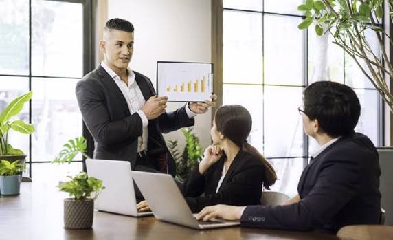 Understanding Public Finance Management | UniAthena