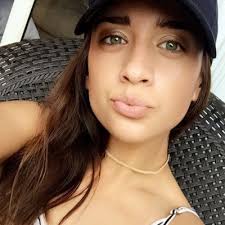 Emily Castellanos (@em_jacobson12)