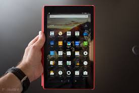 The fire hd 10 measures 10.3 by 6.3 by 0.4 inches (hwd) and comes in at a hefty 17.8 ounces. Amazon Fire Hd 10 Review Going Big On Entertainment Pocket L