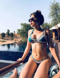 Maria's official social media : Por Si Quedaban Dudas La Novia De El Canelo Publico Una Apasionada Imagen Para Reafirmar Su Romance Famosos Univision