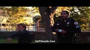 Polis akademisi aslında dünyaya amerikan çizgi bobcat goldthwait yeteneğini ortaya çıkar. Polis Akademisi 3 Memur Zed Gaz Odasinda Youtube