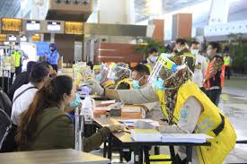 Penumpang Kedatangan Internasional Di Bandara Soetta Wajib Rapid Test Berita Daerah