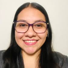 Leslie Peña en LinkedIn: ¡Buenas tardes, Red! Estamos en búsqueda de un  ayudante de despacho…