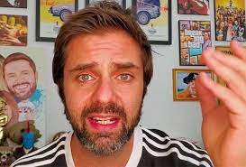 Persona non grata | desde 1979 estragando tudo e decepcionando pessoas. Fabio Rabin Toma Atitude Apos Piada Sobre Bolsonaro Causar Em Rede Social Rd1