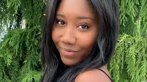 Simone Scott's Instagram, Twitter & Facebook