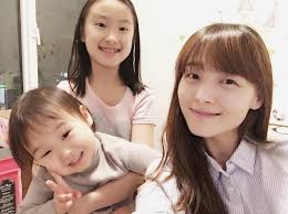 서민정 전문가님 덕분에 딸아이 보험까지 들었습니다. ì„œë¯¼ì •ì´ ë°ížŒ ë' ì•„ì´ ì—„ë§ˆ ì„ ì˜ˆ ê·¼í™© ì¤'ì•™ì¼ë³´