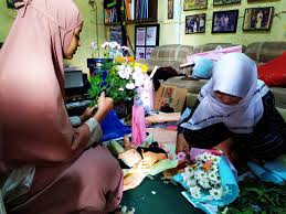 Check spelling or type a new query. Kreatif Di Masa Pandemi Hadapi Krisis Ekonomi Unik Media Center Sembada