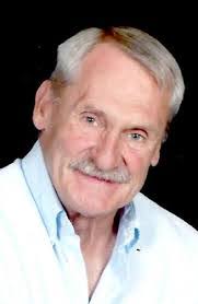 Leo Howe's Instagram, Twitter & Facebook