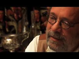 Moving Miss Peggy: A Story of Dementia, Courage and Consolation: Benson,  Robert: 9781426749575: Amazon.com: Books