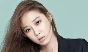 Through thick and thin, the couple faces the problems of psychological disorders, with the hopes of having their love prevail amidst their considerable differences in lifestyles and beliefs. It S Okay That S Love ê´œì°®ì•„ ì‚¬ëž'ì´ì•¼ Jae Ha Kim
