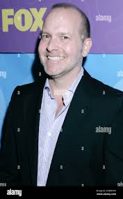 Mike Henry arrives at the series premiere event for the "The Cleveland  Show"