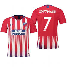 Футболка + шорты + гетры). Domashnyaya Forma Atletiko Madrid 2018 2019 Grizmann
