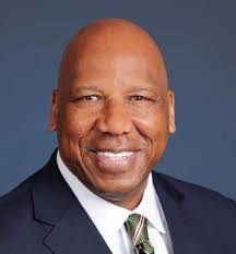 Vincent Phipps's Instagram, Twitter & Facebook