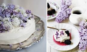 Desene de colorat cu flori de liliac. Prajitura Pavlova Cu Flori De Liliac