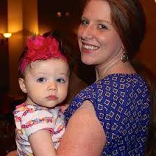 Anna Henning's Instagram, Twitter & Facebook