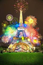 This Is One Of The Best Fireworks Photos That I Ve Seen Paris Fireworks Eiffel Tower Fireworks Paris