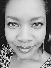 Alison Mccray's Instagram, Twitter & Facebook