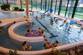 Bebes Nageurs De La Piscine De Kaysersberg