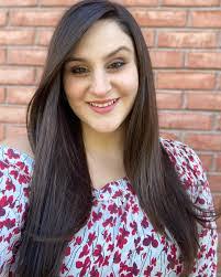 Jennifer Liner's Instagram, Twitter & Facebook