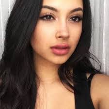 Kayla Heller's Instagram, Twitter & Facebook