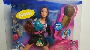 Boneca Barbie American Idol 2004 Tori Com Karaoke Rara Top Parcelamento Sem Juros