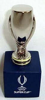 Chelsea add super cup crown to champions league trophy. Uefa Super Cup Trophy 45mm With Podest Buy Online In Sweden At Desertcart 155238725