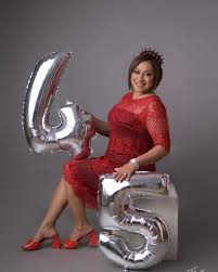 𝐋𝐞𝐲𝐝𝐢 𝐄𝐬𝐜𝐨𝐛𝐚𝐫 𝐁𝐞𝐚𝐮𝐭𝐲