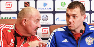 У черчесова в молодости была пышная шевелюра. Hotelos By Ne Borotsya S Nimi A Igrat V Futbol Cherchesov I Dzyuba Martines I