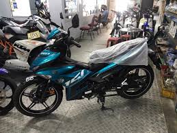 Toma el control de tu moto y recorre circuitos de competición intensa y zig zags hasta llegar el primero a la meta. Motor Ysuku Harga