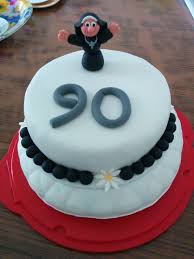 Torta A Due Piani Per 90 Compleanno Zia Suora Pasticceria 90 Compleanno Torte