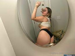 zoey.uso / zoeyusofree Nude OnlyFans Leaked Photo #4 
