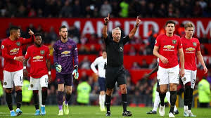 Manchester united v leicester city greetings one and all. Leicester City Vs Manchester United Referee Watch The United Stand