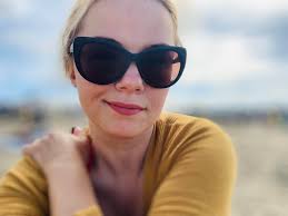 Traveling remote worker in South Florida