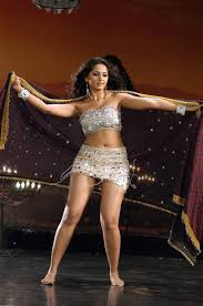 Anushka hot legs thigh show tempting. Anushka Shetty Hot Thigh And Legs Navel Armpit Spicy Photos In One Song Baobua Bolly Baobua Com