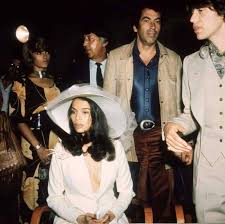 He married bianca jagger in 1971 and divorced in may 1978. Beautiful Photos Of Mick Jagger And Bianca Perez Mora Macias On Their Wedding Day In 1971 Vintage Everyday