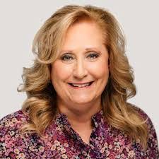 Suzanne Crowell's Instagram, Twitter & Facebook