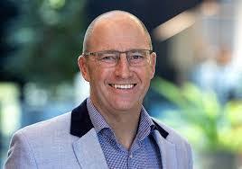 Mark Davies's Instagram, Twitter & Facebook