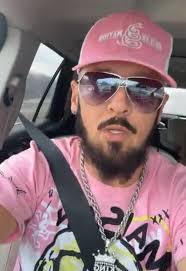 Outlaw nation music fan support